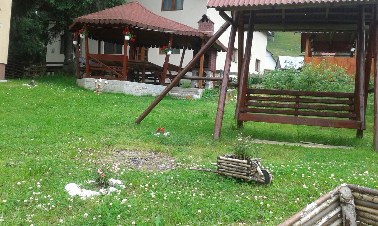 فندق Casa Andreea-Maria فارتوب المظهر الخارجي الصورة